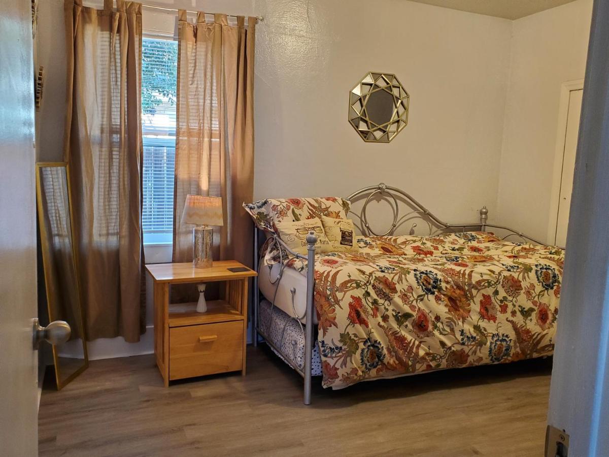 Claras Residences Yuba City Bagian luar foto